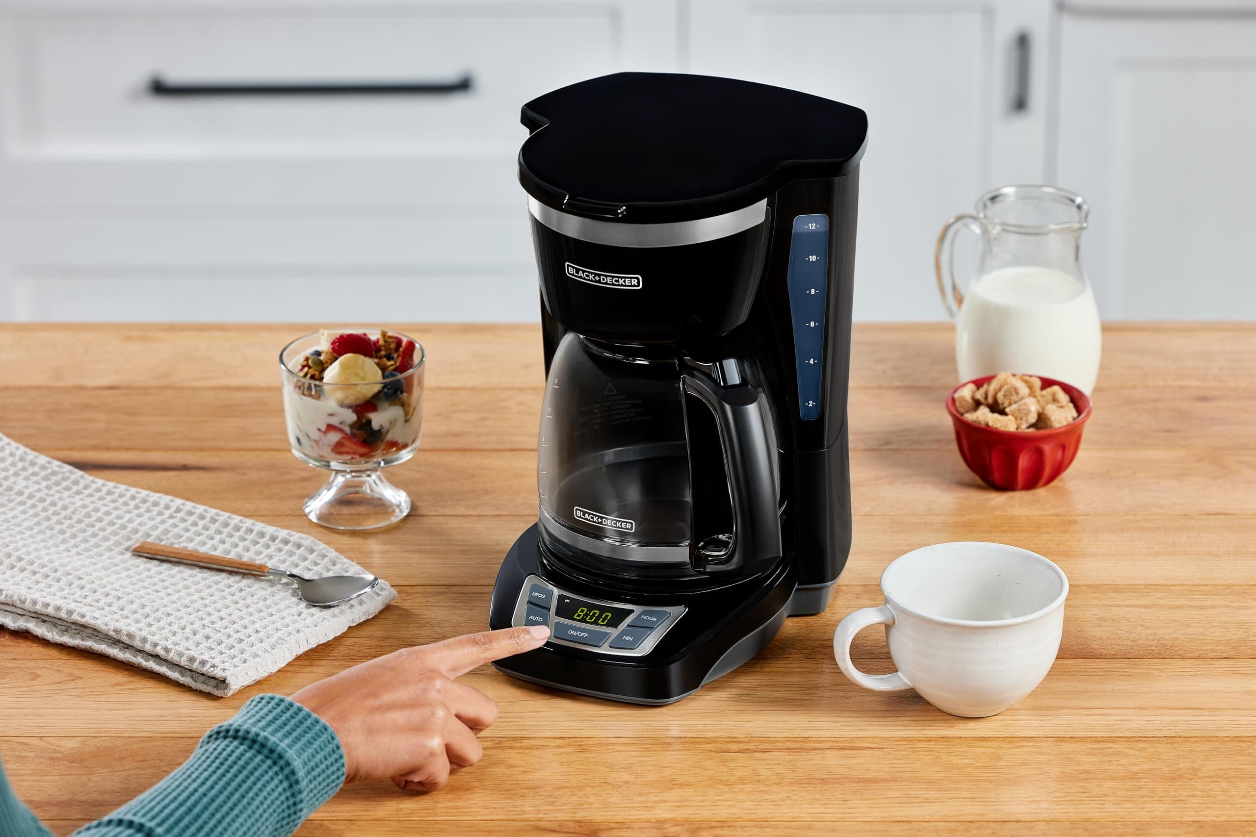 BLACK+DECKER 12-Cup Drip Coffee Maker with Vortex Brewing, view 9